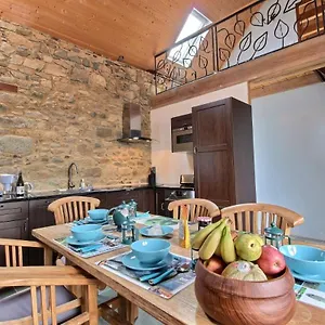 Maison Bleue Plougrescant